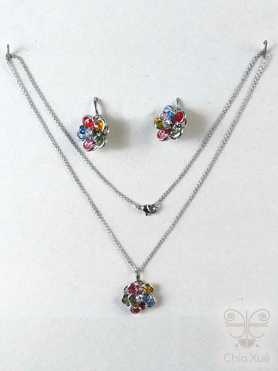 Collar de flor con intención