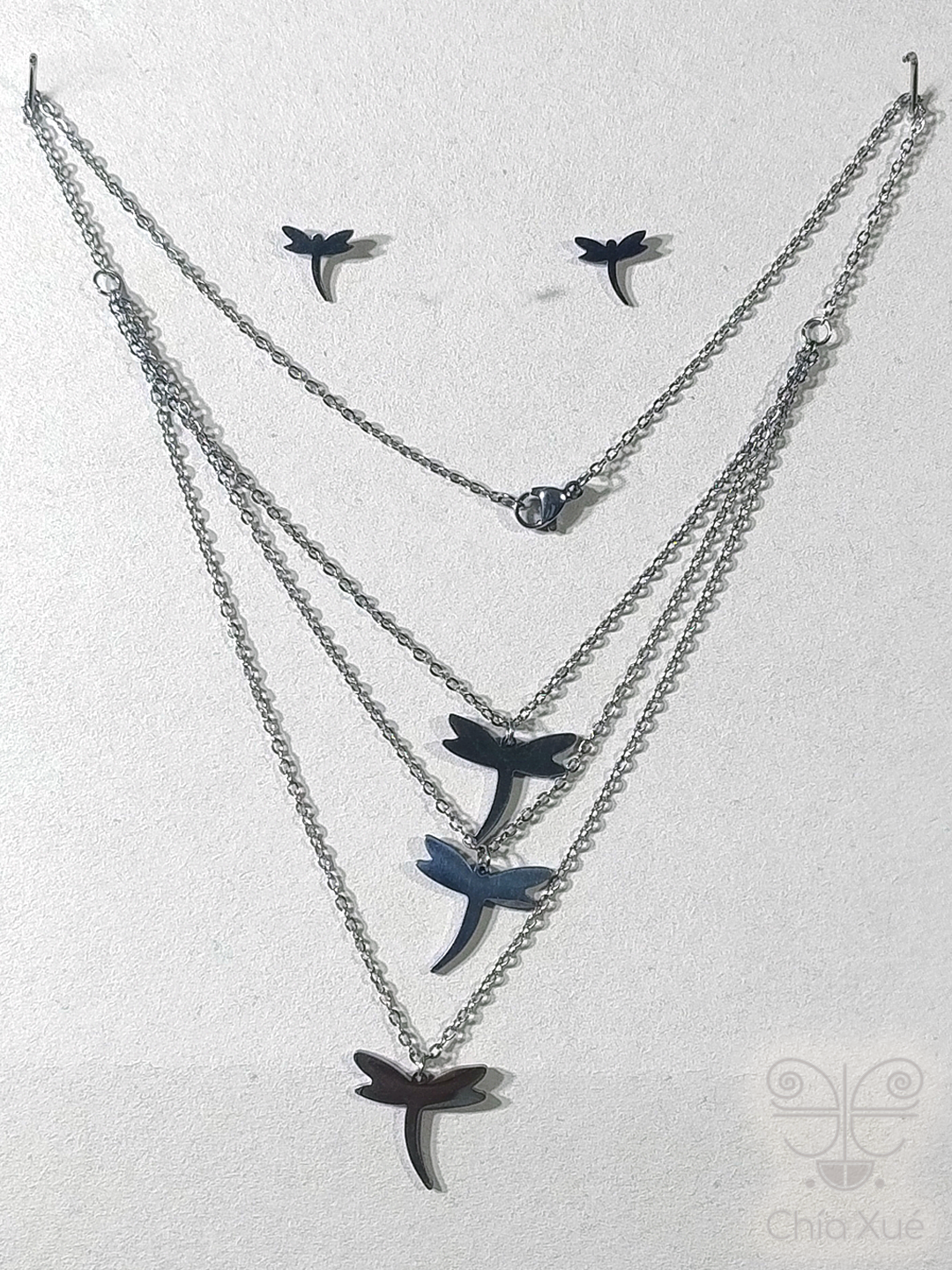 Set de collar a capas y aretes de libélula